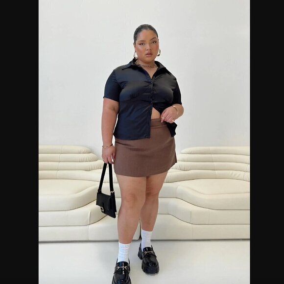 Princess Polly Bessie Black Satin Button Front Collared Blouse Plus Size 16 - Picture 7 of 12